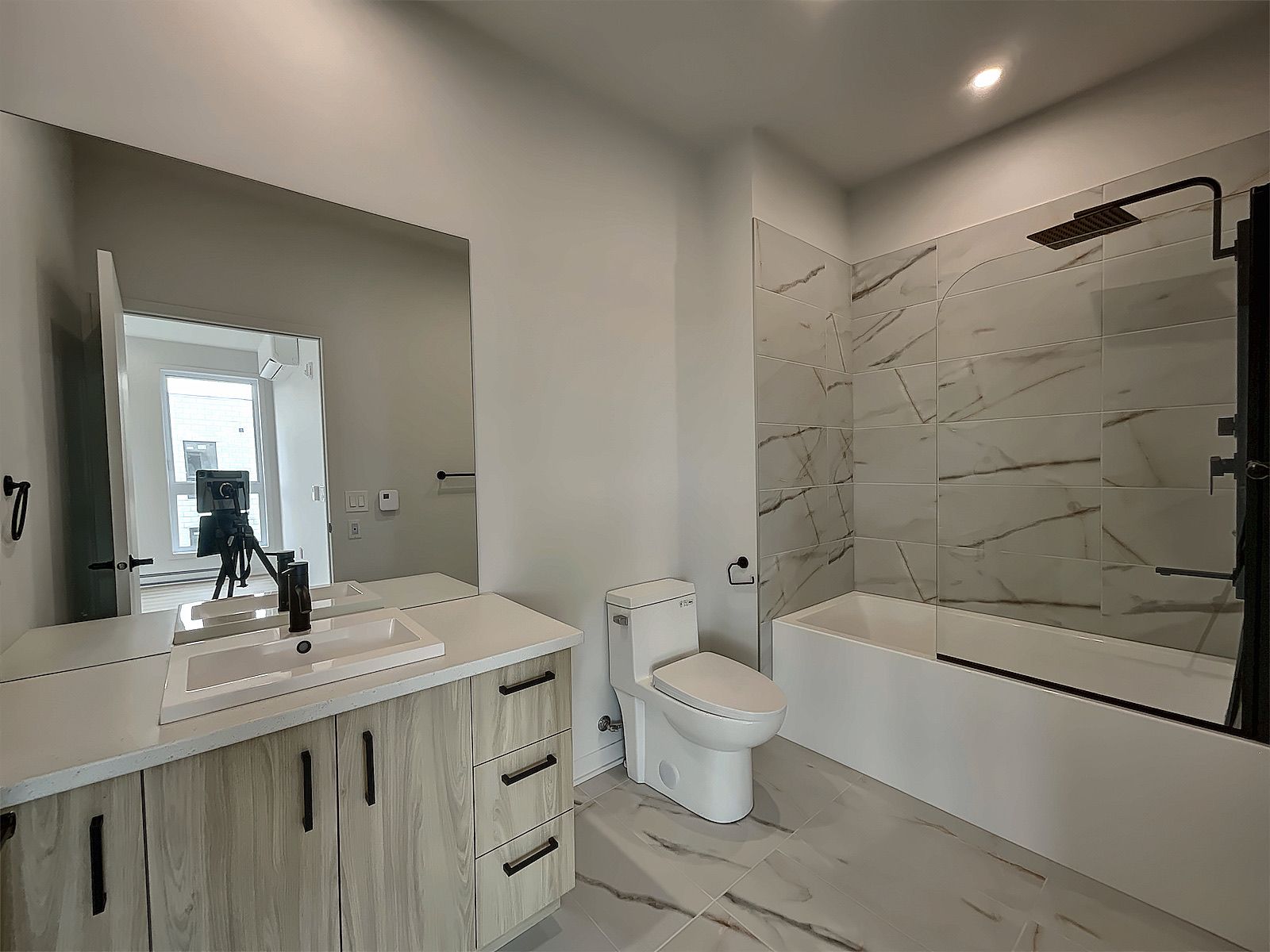 Condos-Locatifs-Station56-24PLEX-3-½_002_photo_15767563